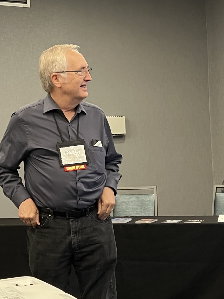 2DBF916A-4EFA-4E32-BAA7-C2B853B0095D_1_105_c