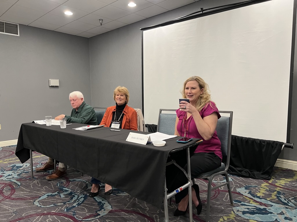 D7A1A0C8-EC77-4623-8793-6477C52414B0_1_105_c