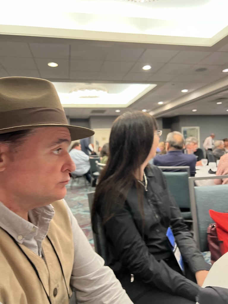 DB82C83B-A157-43A5-B471-9CFE06051C0C_1_105_c